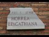 04224 ostia - regio i - insula viii - horrea epagathiana et epaphroditiana (i,viii,3) - schild.jpg